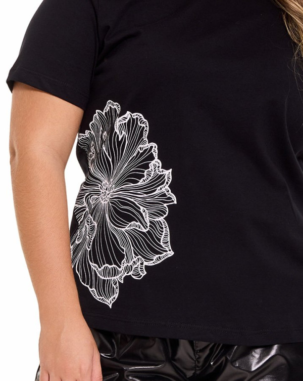 Camiseta Feminina Flower Line Preto Knulu