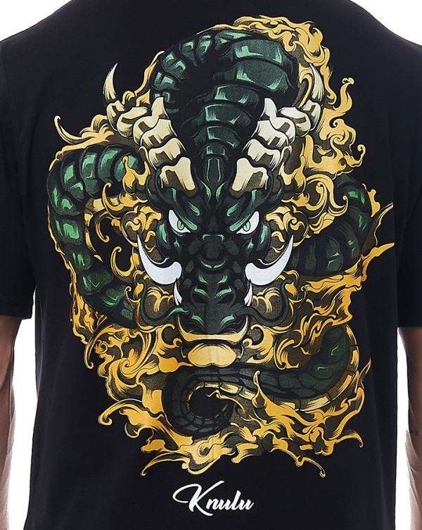Camiseta Classic Dragon Preto Knulu