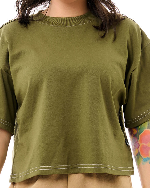Camiseta Oversized Feminina Boxy Shoulder Line Verde Musgo Knulu