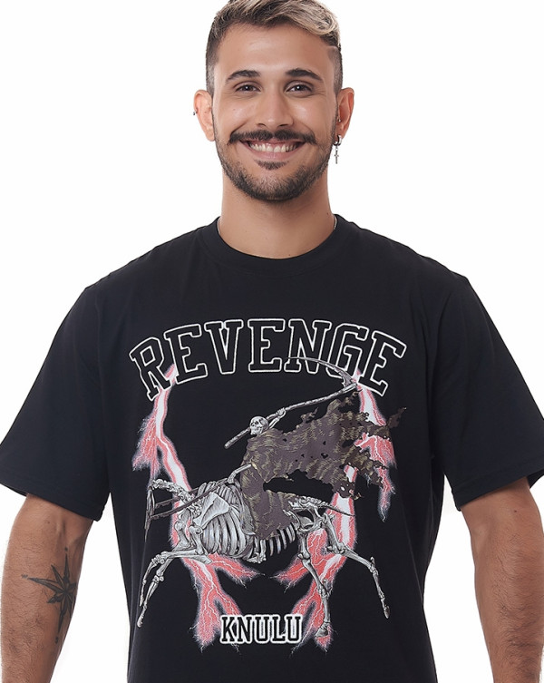 Camiseta Classic Revenge Preto Knulu