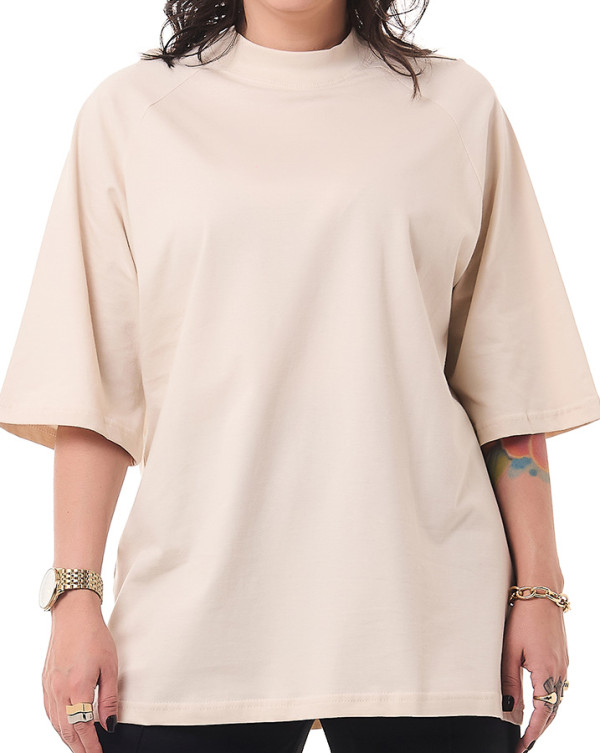 Camiseta Oversized Feminina Gola Alta Basic Off White Knulu
