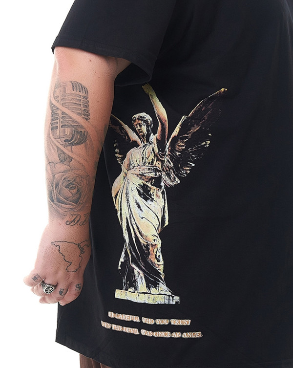 Camiseta Regular Fit Fallen Angel Preto Knulu